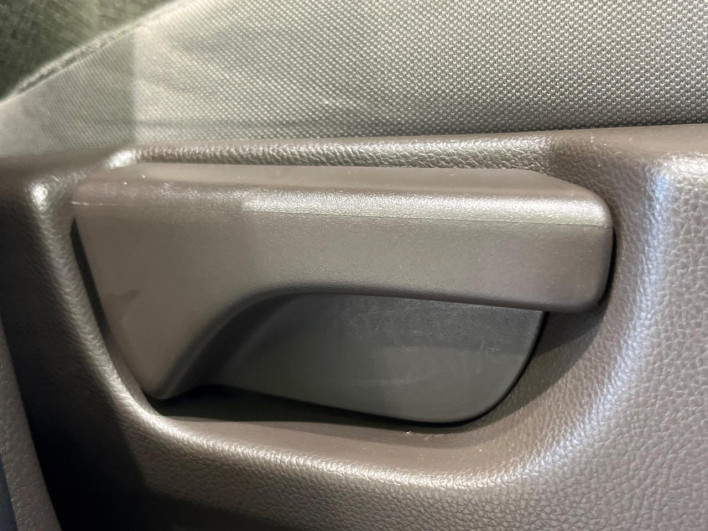 2023 Honda N-BOX 6BA-JF3 (UW-69ef584e5f926)[23]