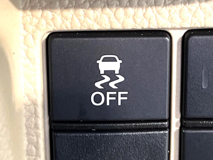 2020 Honda N-BOX 6BA-JF4 (UW-69ef584e9f268)[12]