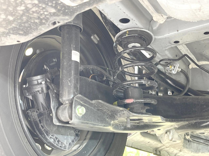 2025 Honda N-BOX 6BA-JF5 (UW-69ef585121b0c)[21]