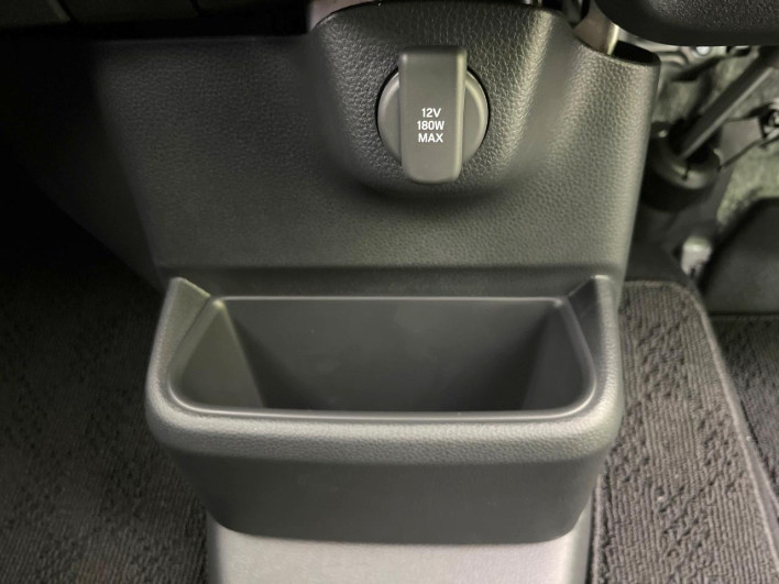 2025 Honda N-BOX CUSTOM 6BA-JF5 (UW-69ef585247a9a)[25]