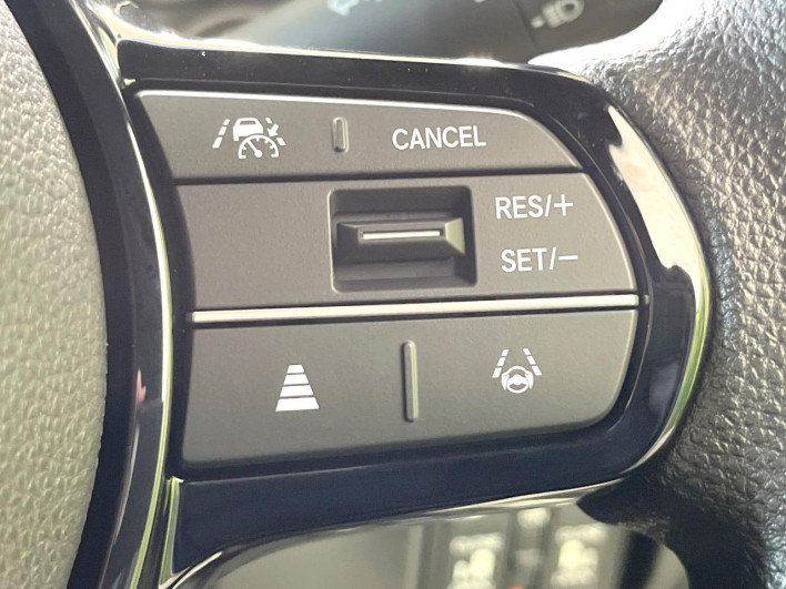 2025 Honda N-BOX CUSTOM 6BA-JF5 (UW-69ef585247a9a)[27]