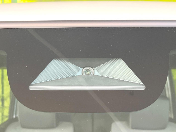 2025 Honda N-BOX CUSTOM 6BA-JF5 (UW-69ef585247a9a)[19]