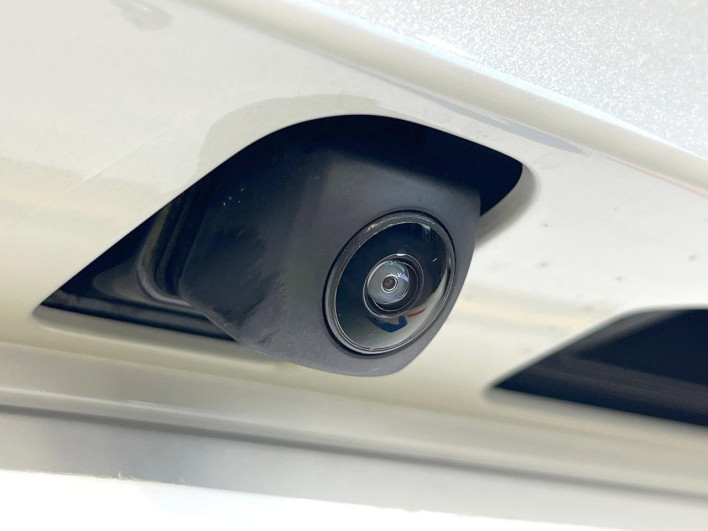 2025 Honda N-BOX CUSTOM 6BA-JF5 (UW-69ef585247a9a)[12]