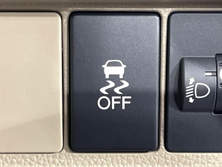 2013 Honda N-ONE DBA-JG1 (UW-69ef58547bfff)[29]