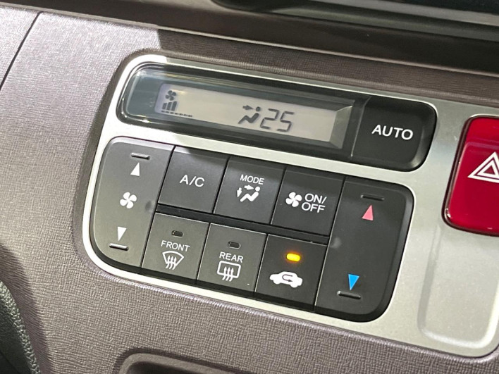 2013 Honda N-ONE DBA-JG1 (UW-69ef5854ada0b)[21]