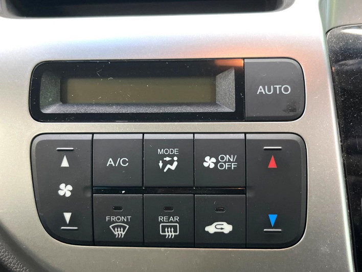 2017 Honda N-WGN DBA-JH1 (UW-69ef5855a6b13)[28]