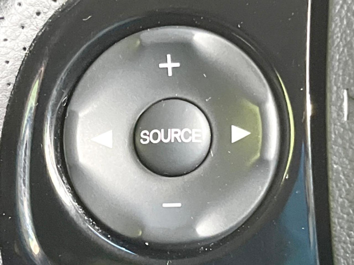 2014 Honda N-WGN Custom DBA-JH1 (UW-69ef585651ce1)[24]