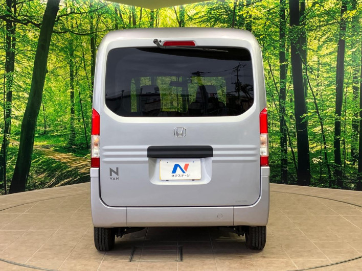 2019 Honda N-VAN HBD-JJ1 (UW-69ef5857a662e)[16]