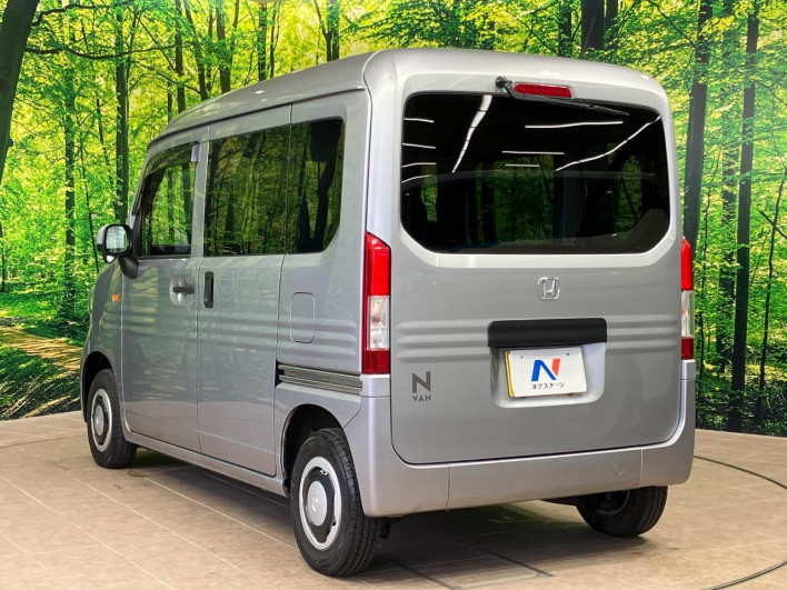 2019 Honda N-VAN HBD-JJ1 (UW-69ef5857a662e)[17]