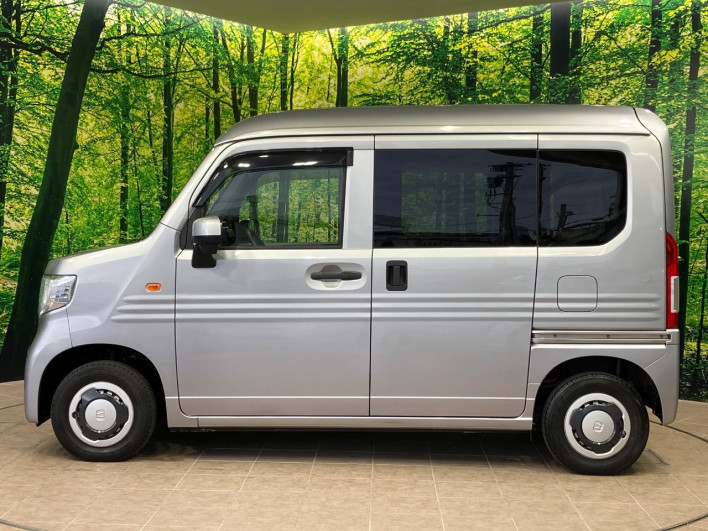 2019 Honda N-VAN HBD-JJ1 (UW-69ef5857a662e)[18]