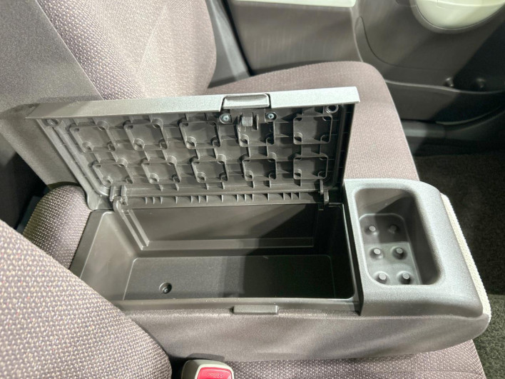 2010 Toyota Passo DBA-KGC30 (UW-69ef585d648c8)[20]