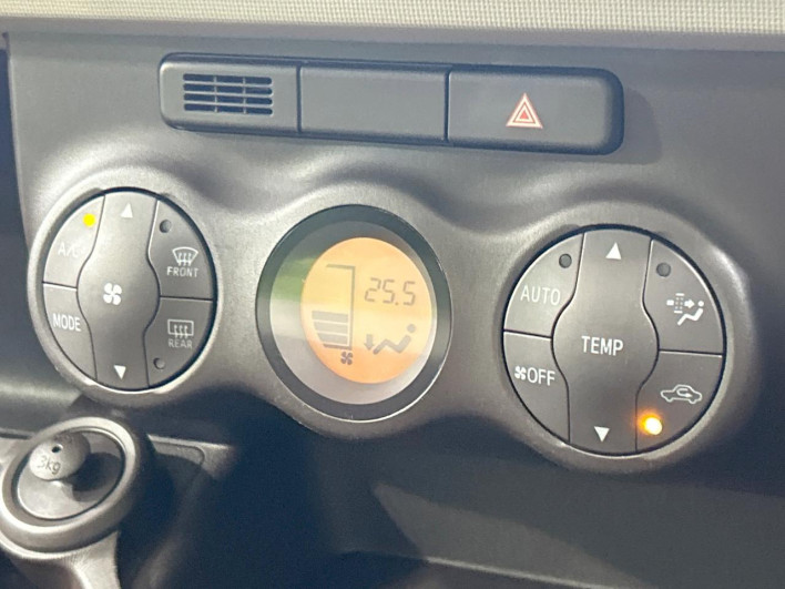 2010 Toyota Passo DBA-KGC30 (UW-69ef585d648c8)[21]