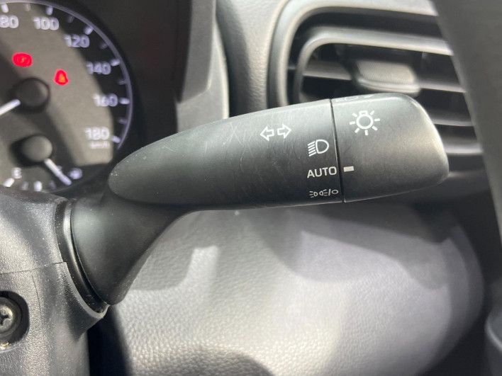 2020 Toyota Yaris 5BA-KSP210 (UW-69ef585f0b0bd)[11]