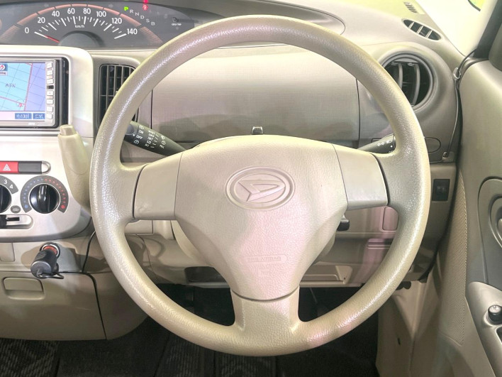 2011 Daihatsu Tanto DBA-L375S (UW-69ef58603b91e)[21]
