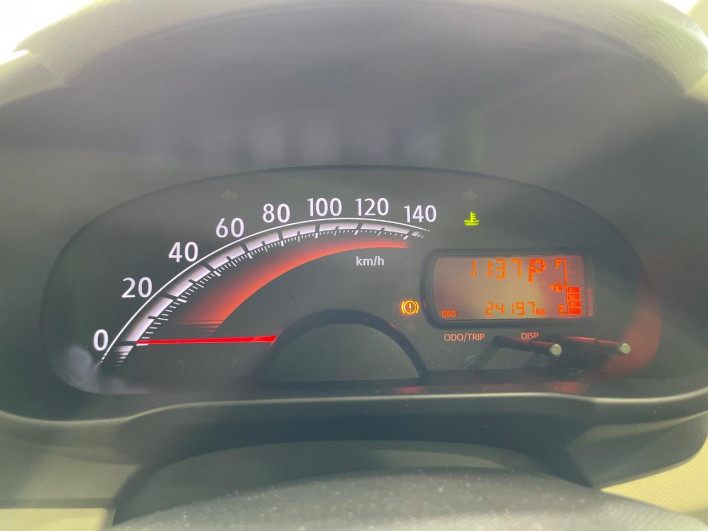 2014 Daihatsu Move DBA-LA100S (UW-69ef58621c6d9)[17]