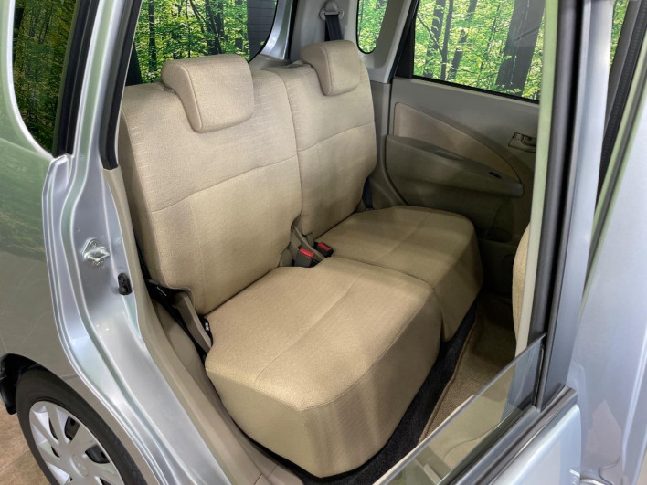 2014 Daihatsu Move DBA-LA100S (UW-69ef58621c6d9)[24]