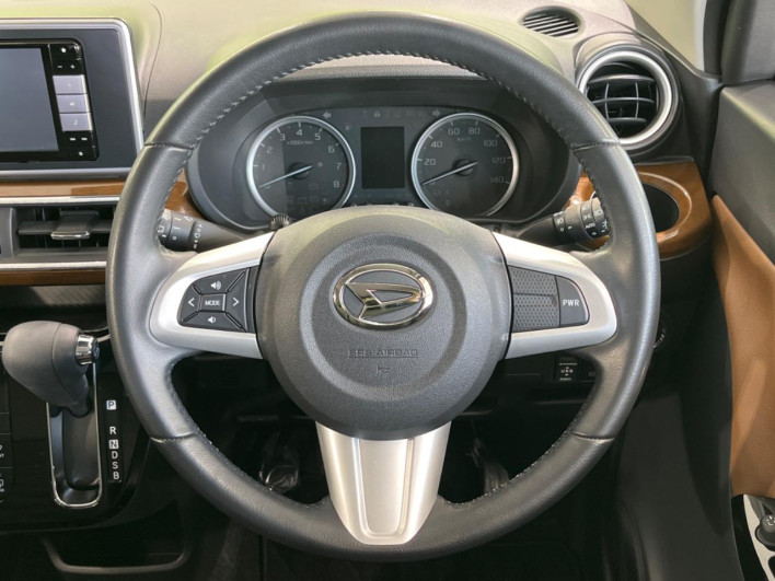 2018 Daihatsu Cast DBA-LA250S (UW-69ef58643965e)[24]