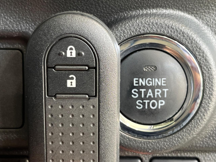 2018 Daihatsu Cast DBA-LA250S (UW-69ef58643965e)[28]