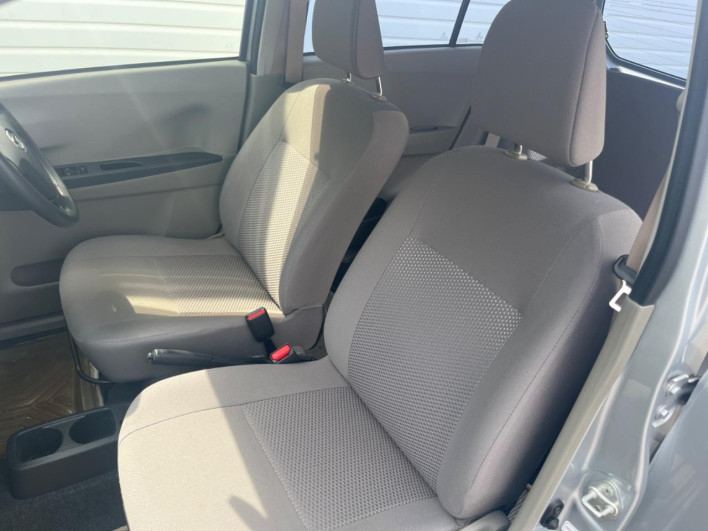 2013 Daihatsu Mirai Ease DBA-LA300S (UW-69ef5865de2d7)[28]