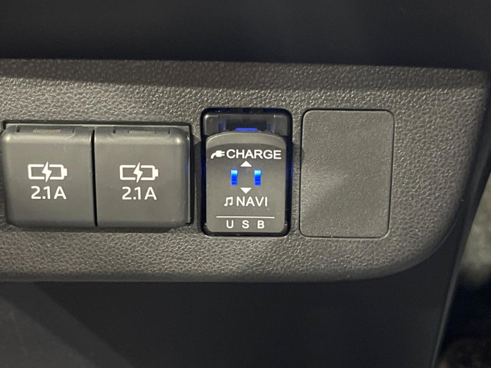 2019 Daihatsu Mira Tocot DBA-LA550S (UW-69ef586a96646)[27]