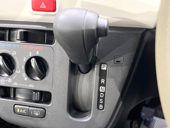 2019 Daihatsu Mira Tocot DBA-LA550S (UW-69ef586a96646)[22]