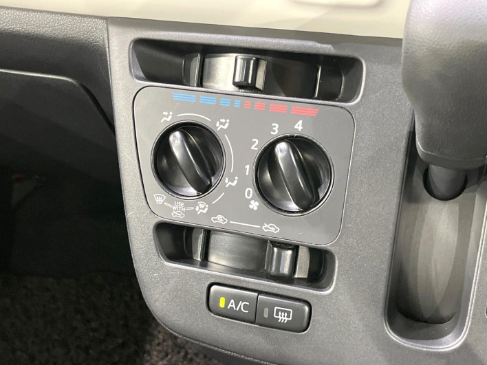 2019 Daihatsu Mira Tocot DBA-LA550S (UW-69ef586a96646)[21]