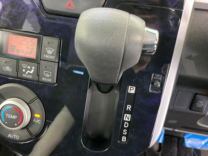 2016 Daihatsu Tanto DBA-LA600S (UW-69ef586c6eaed)[21]
