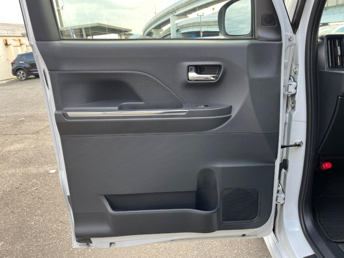 2022 Daihatsu Tanto 5BA-LA650S (UW-69ef58709416d)[23]