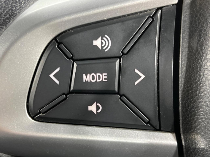 2015 Daihatsu Wake DBA-LA700S (UW-69ef58728d958)[18]