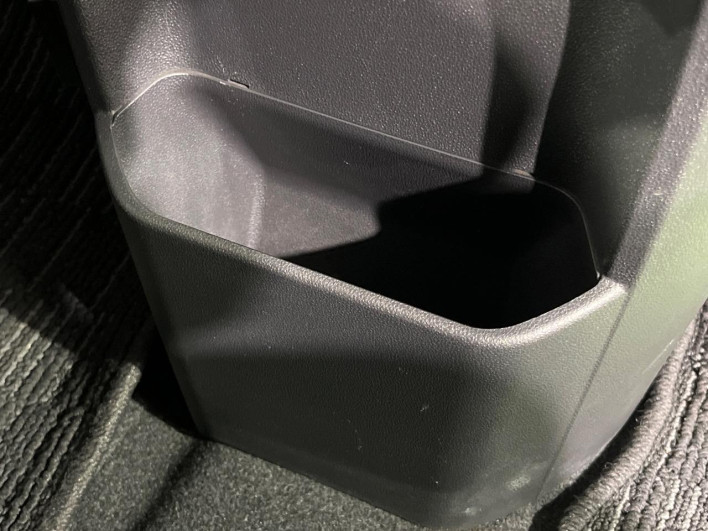 2015 Daihatsu Wake DBA-LA700S (UW-69ef58728d958)[29]