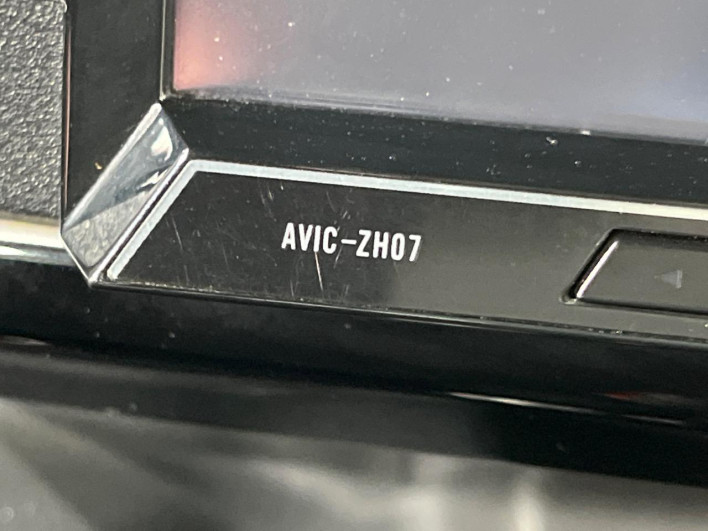 2015 Daihatsu Wake DBA-LA700S (UW-69ef58728d958)[13]