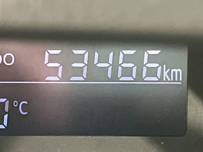 2015 Daihatsu Wake DBA-LA700S (UW-69ef58728d958)[2]