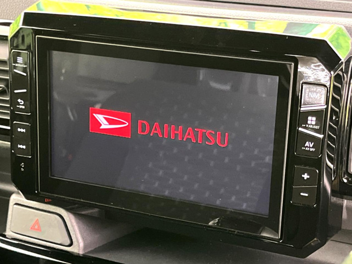 2018 Daihatsu Wake DBA-LA700S (UW-69ef58732707d)[5]