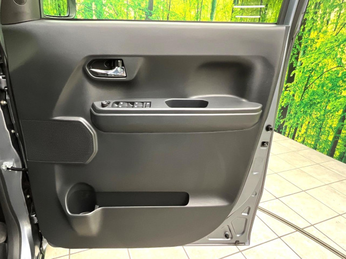 2018 Daihatsu Wake DBA-LA700S (UW-69ef58732707d)[8]