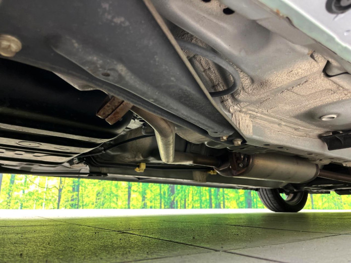 2018 Daihatsu Wake DBA-LA700S (UW-69ef58732707d)[13]