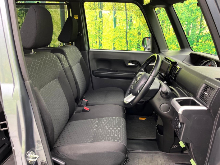 2018 Daihatsu Wake DBA-LA700S (UW-69ef58732707d)[6]