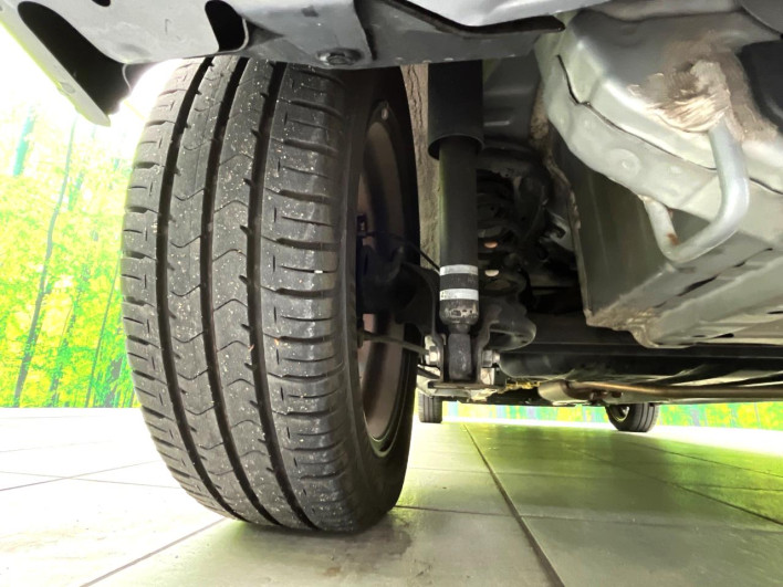 2018 Daihatsu Wake DBA-LA700S (UW-69ef58732707d)[19]