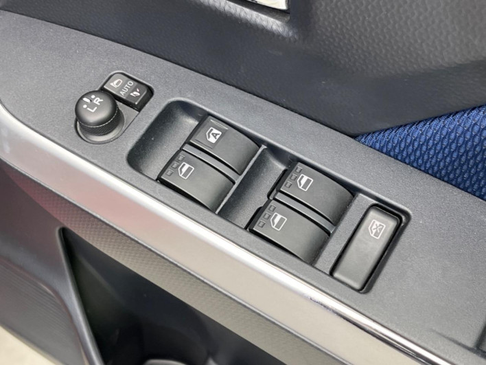 2018 Toyota Roomy DBA-M900A (UW-69ef587d70c95)[5]