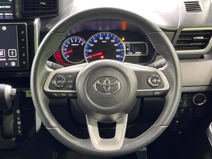 2021 Toyota Roomy 4BA-M900A (UW-69ef587ec5f8e)[28]