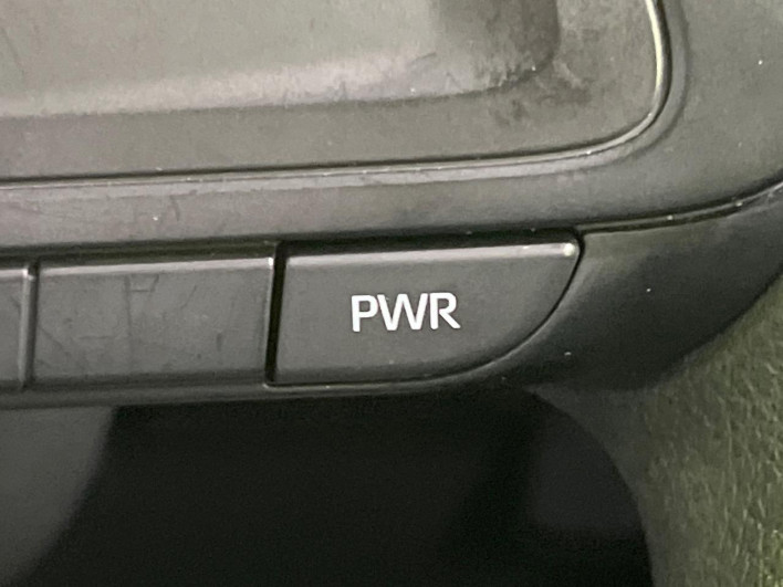 2022 Toyota Roomy 5BA-M900A (UW-69ef58806b8cc)[28]