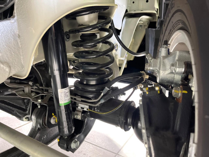 2026 Suzuki Jimny Nomad 3BA-JC74W (UW-69ef5885eceff)[26]