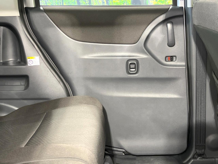 2012 Mitsubishi Delica D:2 DBA-MB15S (UW-69ef588865c53)[6]