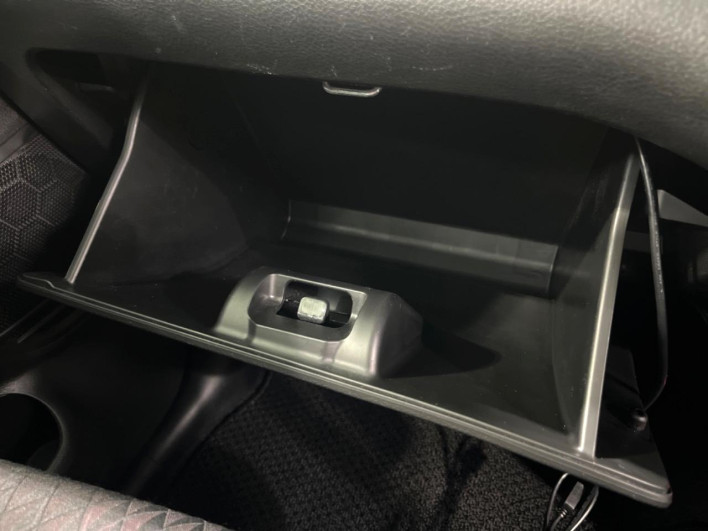 2024 Mitsubishi Delica D:2 5AA-MB37S (UW-69ef58891bd36)[29]