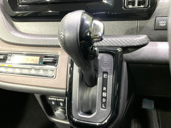 2024 Mitsubishi Delica D:2 5AA-MB37S (UW-69ef58897d73b)[29]