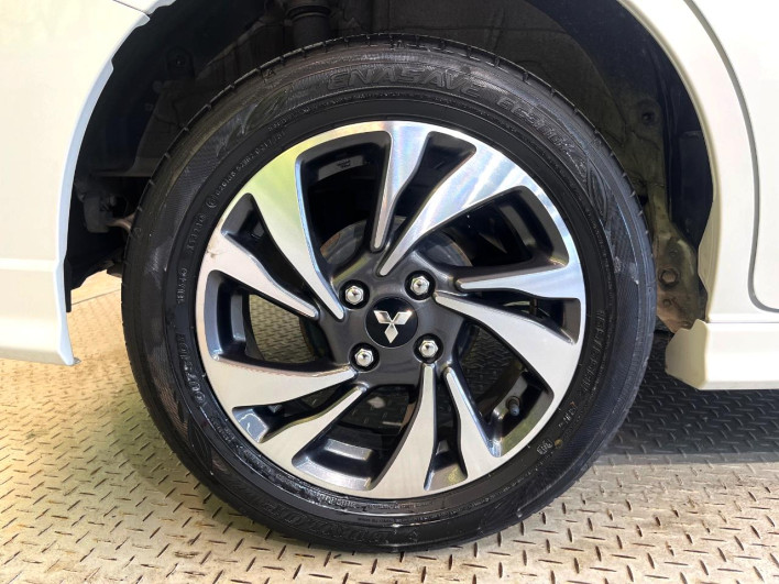 2024 Mitsubishi Delica D:2 5AA-MB37S (UW-69ef588b1d664)[25]