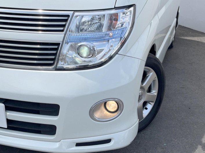 2009 Nissan Elgrand CBA-ME51 (UW-69ef588b7ae17)[12]