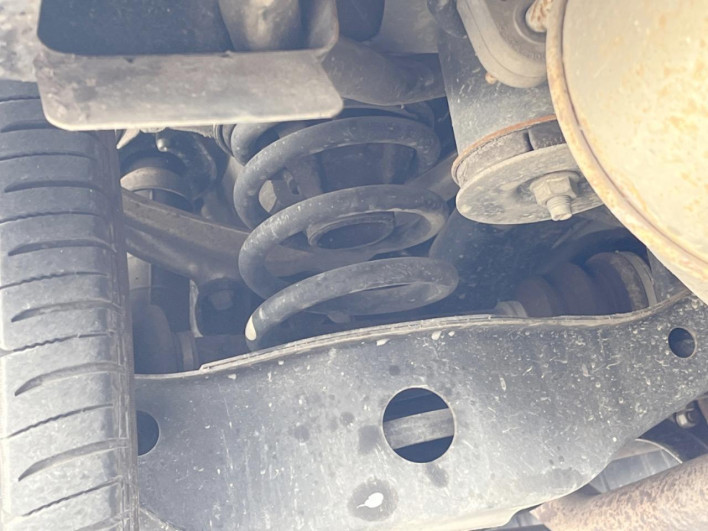 2009 Nissan Elgrand CBA-ME51 (UW-69ef588b7ae17)[9]