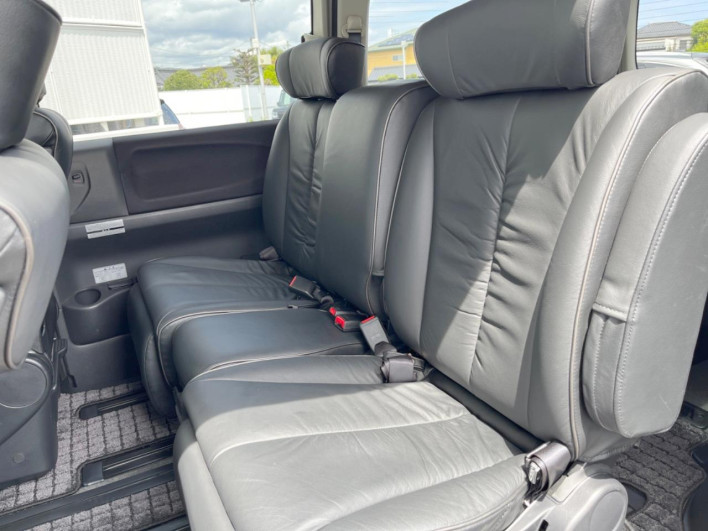 2009 Nissan Elgrand CBA-ME51 (UW-69ef588b7ae17)[25]