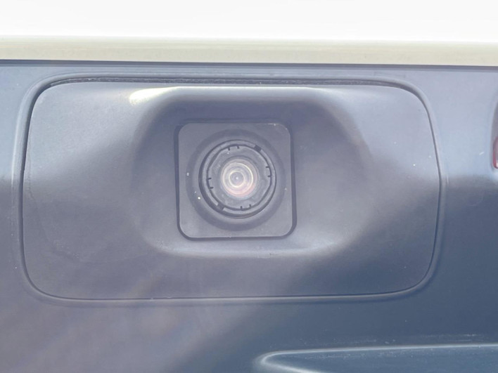 2009 Nissan Elgrand CBA-ME51 (UW-69ef588b7ae17)[28]