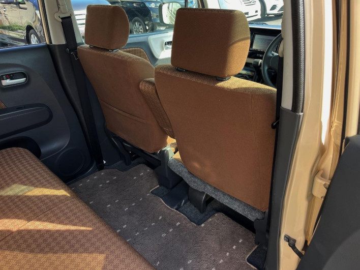 2012 Nissan Moco DBA-MG33S (UW-69ef588bcf123)[21]